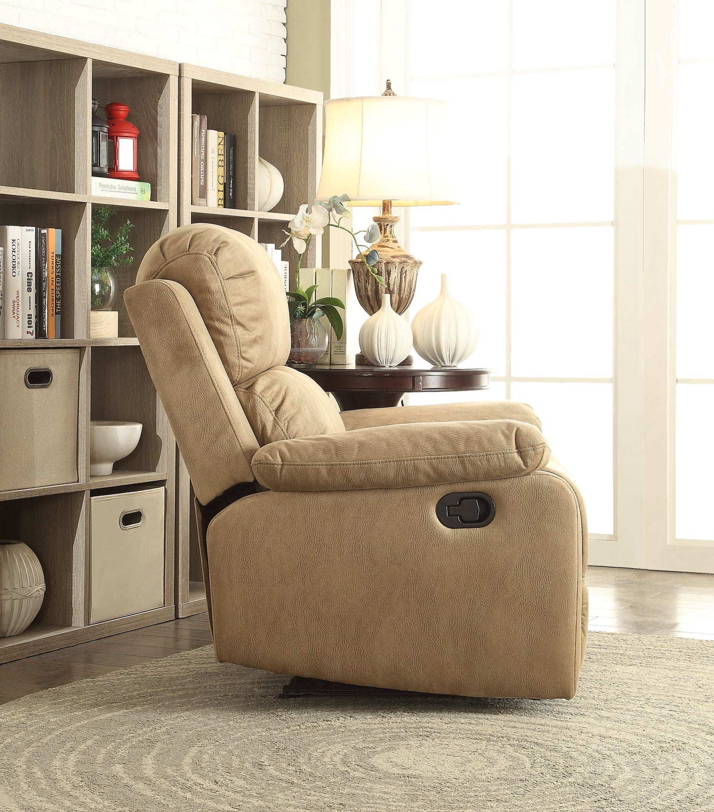 Bina Recliner