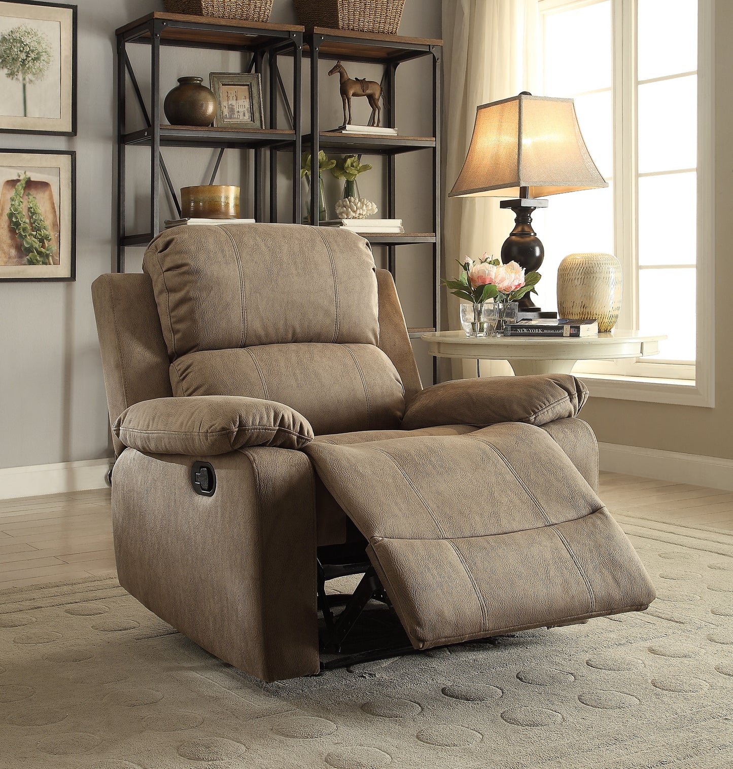 Bina Recliner